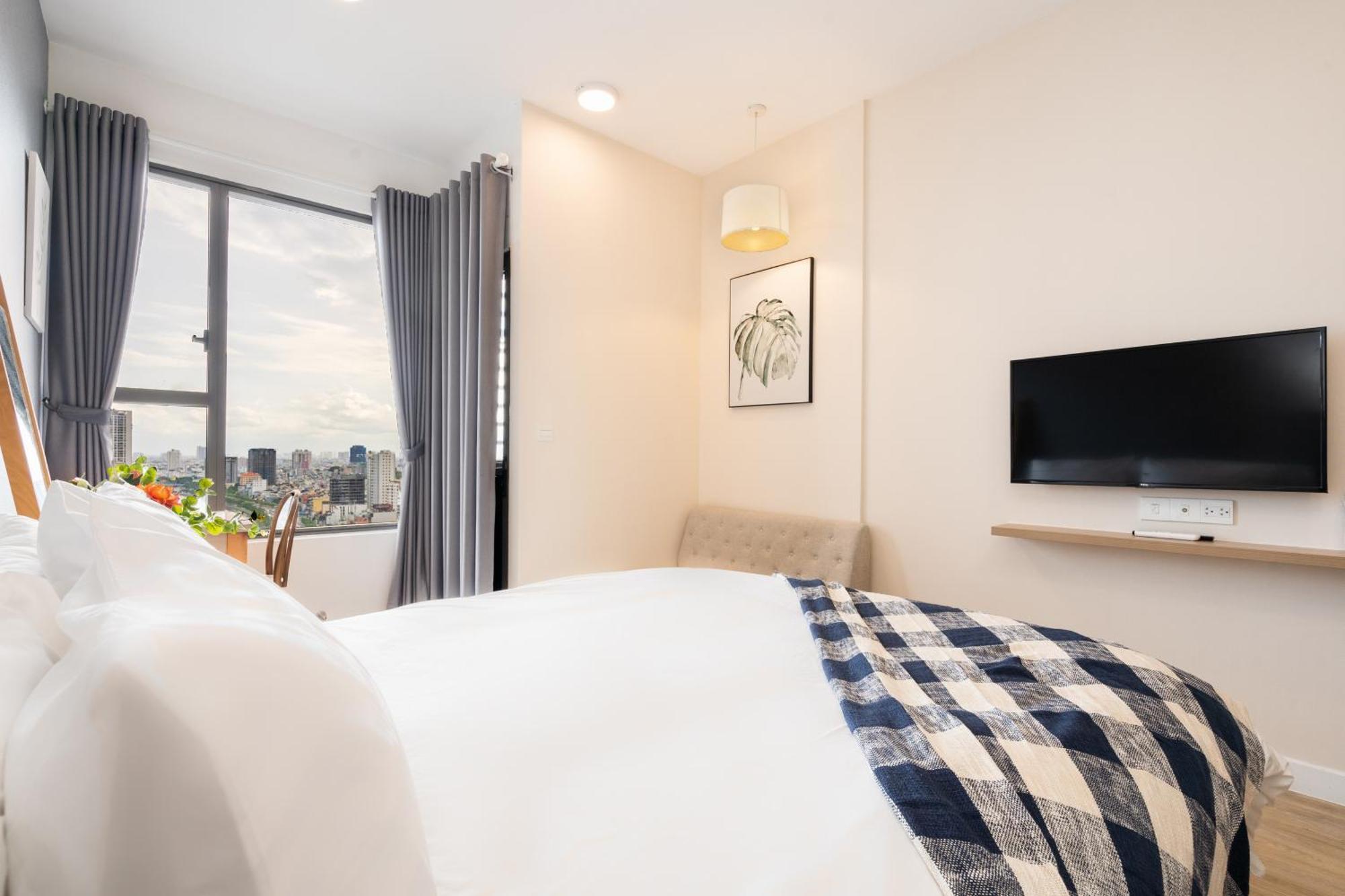 Rem Rivergate Garden Pool Signature - Free 4G Sim For 3 Nights Booking Ho Chi Minh City Exterior photo