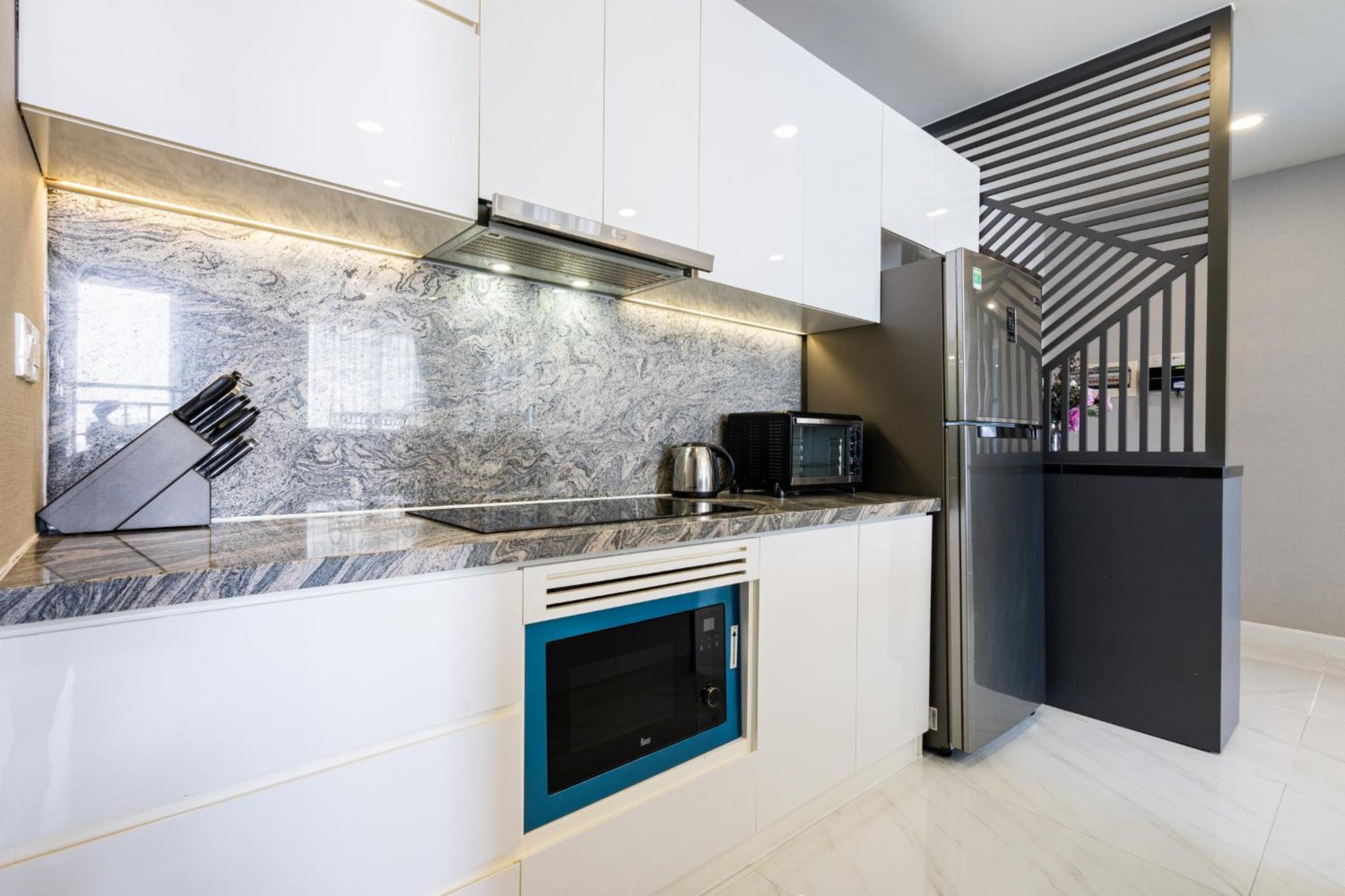 Rem Rivergate Garden Pool Signature - Free 4G Sim For 3 Nights Booking Ho Chi Minh City Exterior photo