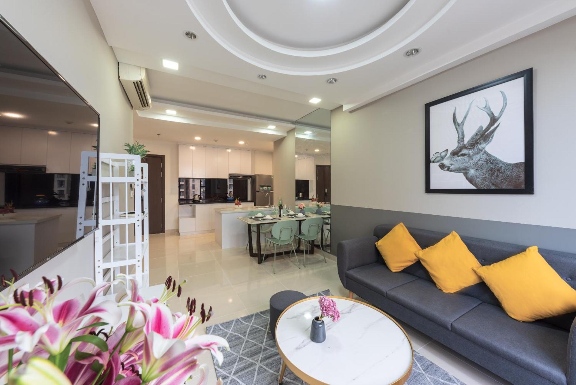 Rem Rivergate Garden Pool Signature - Free 4G Sim For 3 Nights Booking Ho Chi Minh City Exterior photo